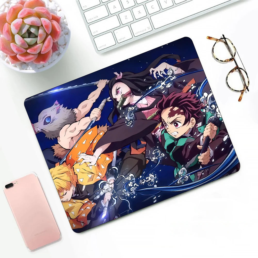 Tapis de souris XS Demon Slayer – Design Kamado Tanjirō – Accessoire gaming et déco pour PC & bureau