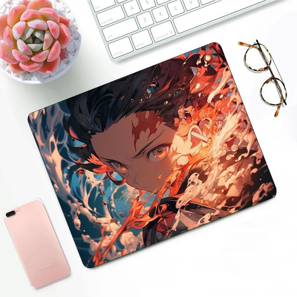 Tapis de souris XS Demon Slayer – Design Kamado Tanjirō – Accessoire gaming et déco pour PC & bureau