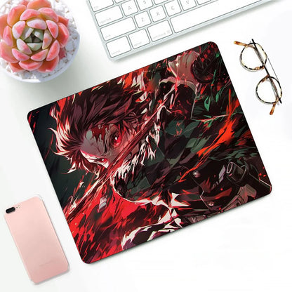 Tapis de souris XS Demon Slayer – Design Kamado Tanjirō – Accessoire gaming et déco pour PC & bureau
